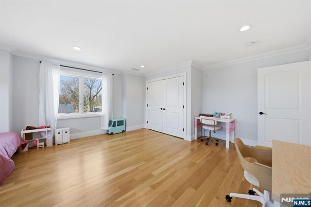 34 Dubois Avenue, Alpine, NJ 07620