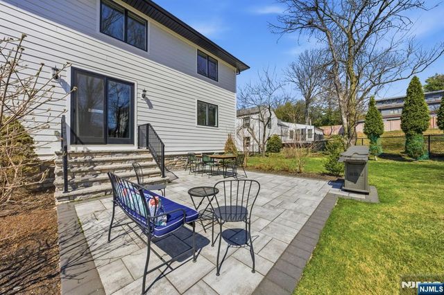 34 Dubois Avenue, Alpine, NJ 07620