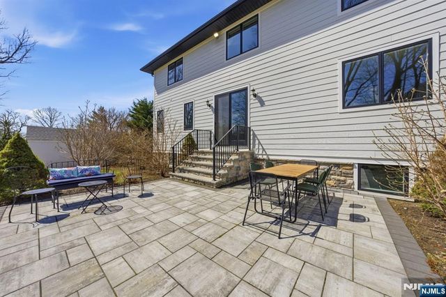 34 Dubois Avenue, Alpine, NJ 07620