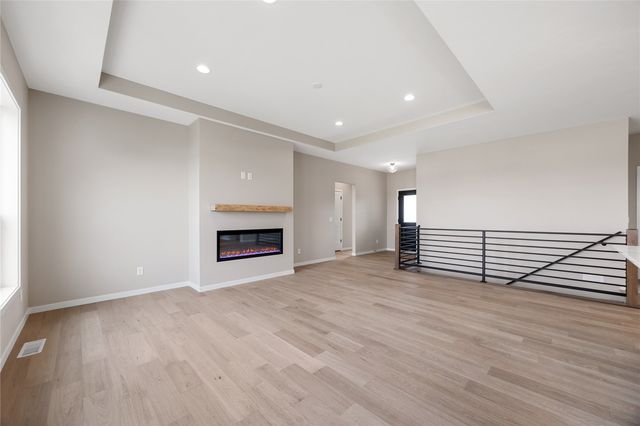 218 McCarran Avenue NE, Cedar Rapids, IA 52402