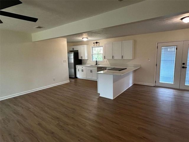 128 Sharon Court, Dallas, GA 30132