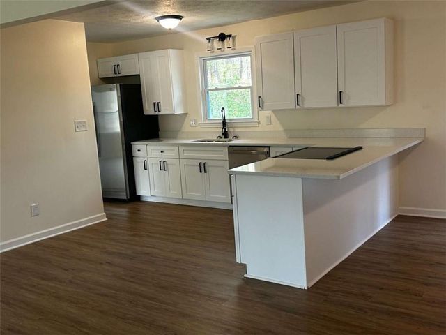 128 Sharon Court, Dallas, GA 30132