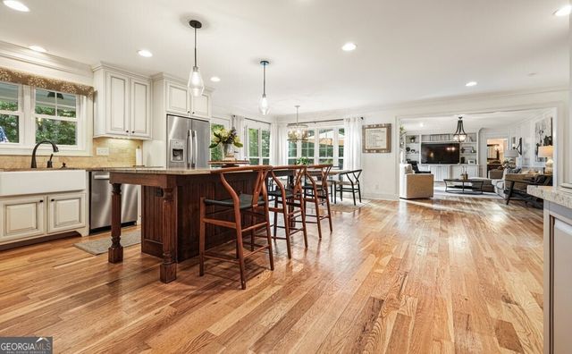 1385 Keans Court, Roswell, GA 30075
