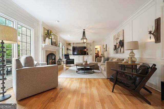 1385 Keans Court, Roswell, GA 30075