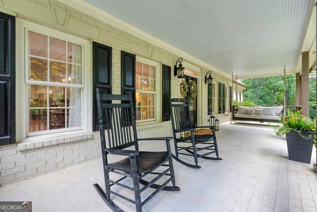 1385 Keans Court, Roswell, GA 30075