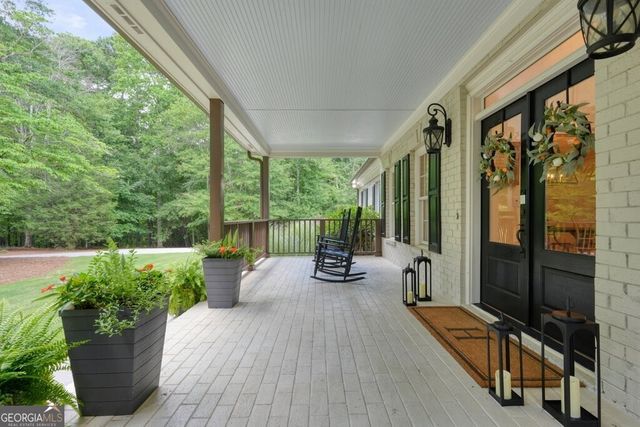 1385 Keans Court, Roswell, GA 30075