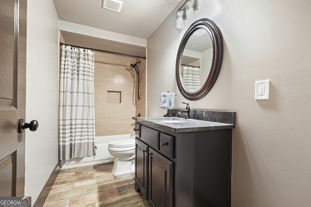 1385 Keans Court, Roswell, GA 30075