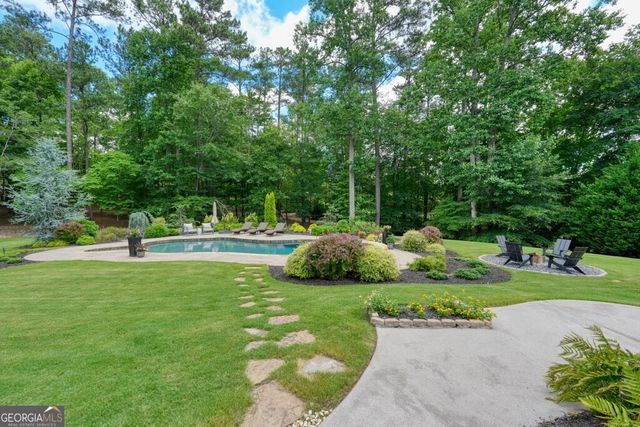 1385 Keans Court, Roswell, GA 30075