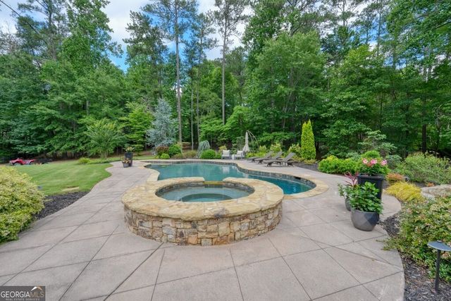 1385 Keans Court, Roswell, GA 30075