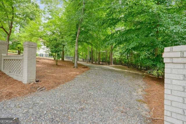 1385 Keans Court, Roswell, GA 30075