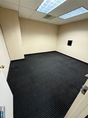 886 Belmont Avenue E, North Haledon, NJ 07508