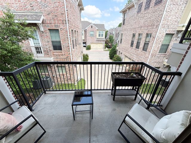 2016 Azure Pointe, Richardson, TX 75080