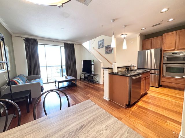 2016 Azure Pointe, Richardson, TX 75080