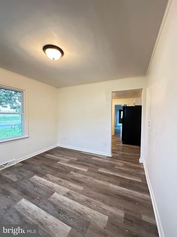822 WHITE OAK RD, Dover, DE 19901