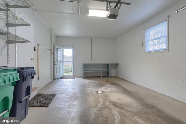 408 BERRYHILL RD, Harrisburg, PA 17109