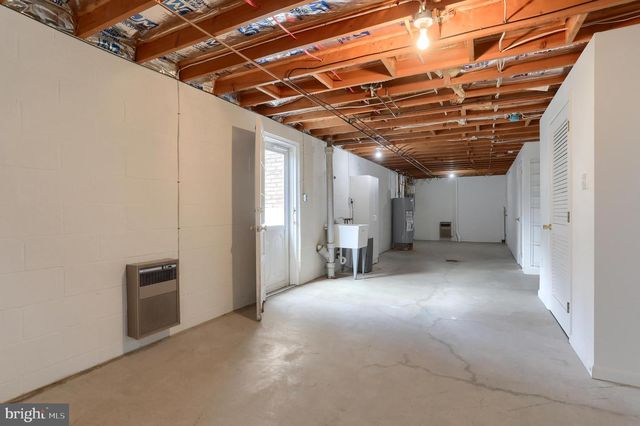 408 BERRYHILL RD, Harrisburg, PA 17109