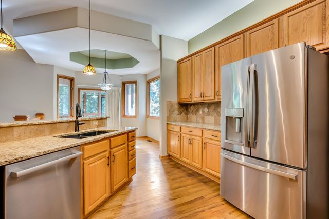 1217 N Hickory Creek Ct, Wichita, KS 67235