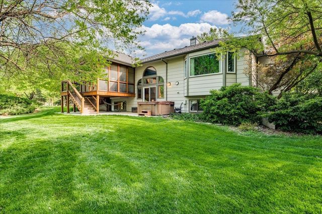 1217 N Hickory Creek Ct, Wichita, KS 67235