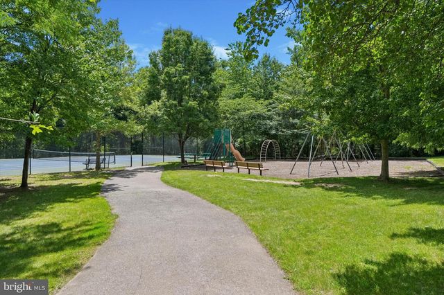 278 YORKTOWN CT, Malvern, PA 19355