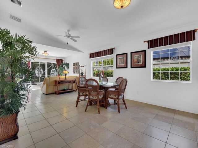 8084 Xenia LN, Naples, FL 34114