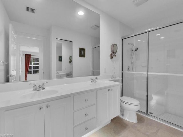 8084 Xenia LN, Naples, FL 34114