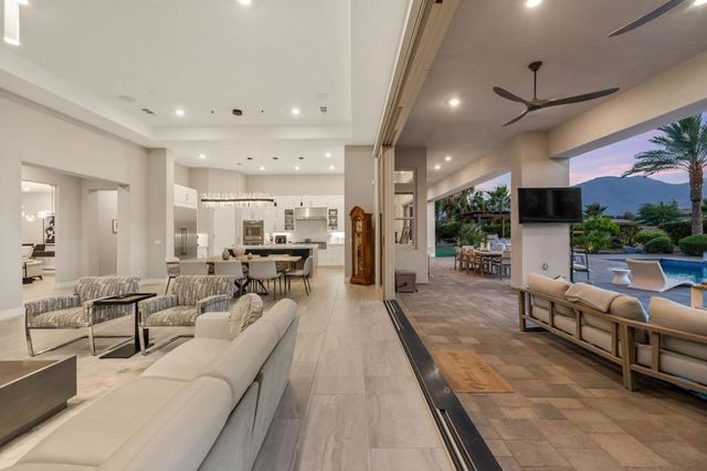 81699 Merv Griffin Way, La Quinta, CA 92253