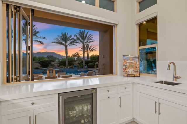 81699 Merv Griffin Way, La Quinta, CA 92253