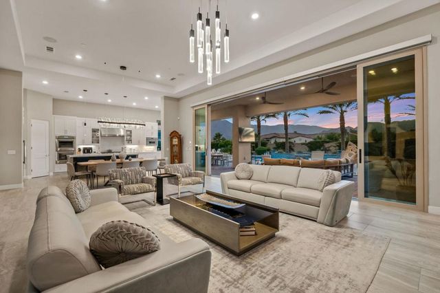 81699 Merv Griffin Way, La Quinta, CA 92253