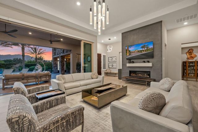 81699 Merv Griffin Way, La Quinta, CA 92253