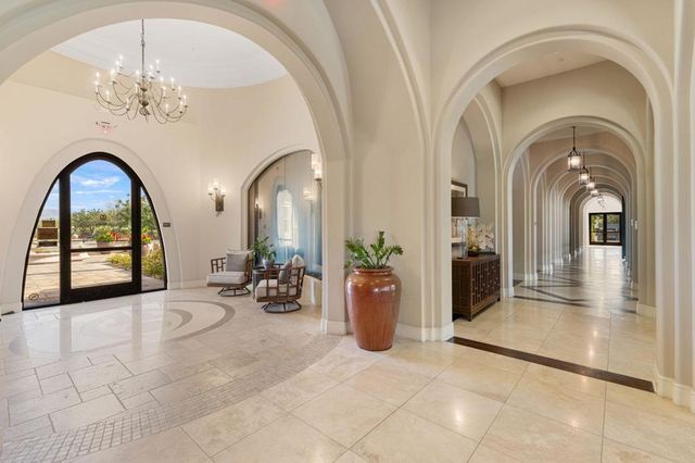 81699 Merv Griffin Way, La Quinta, CA 92253