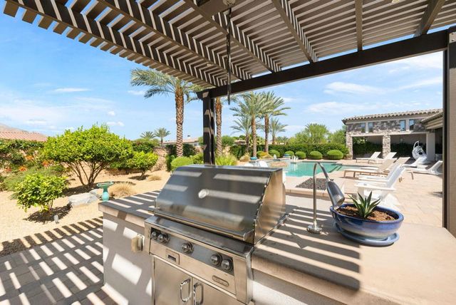 81699 Merv Griffin Way, La Quinta, CA 92253