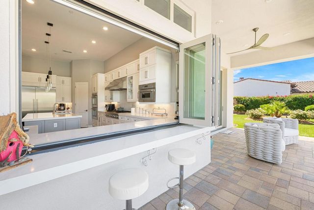 81699 Merv Griffin Way, La Quinta, CA 92253