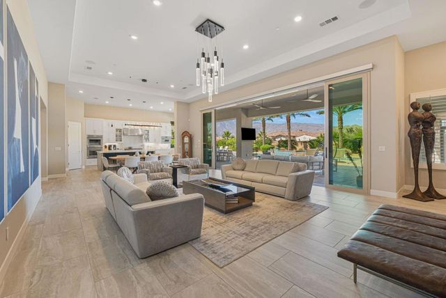 81699 Merv Griffin Way, La Quinta, CA 92253