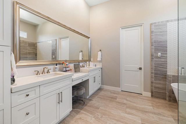 81699 Merv Griffin Way, La Quinta, CA 92253