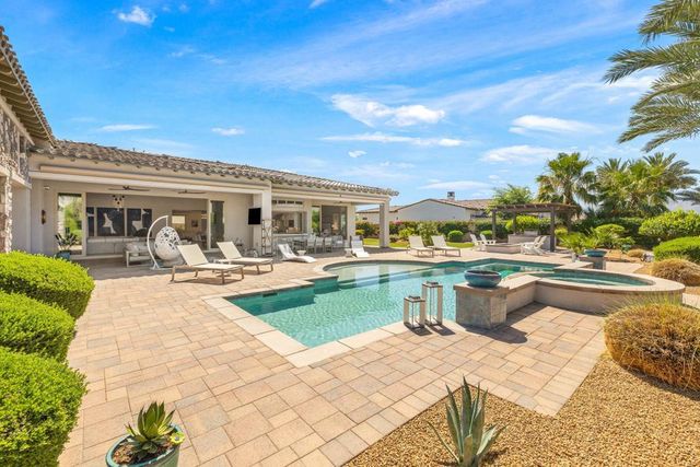 81699 Merv Griffin Way, La Quinta, CA 92253
