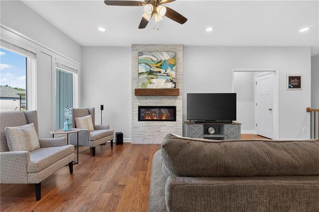 2310 NW Rymeg Drive, Grain Valley, MO 64029