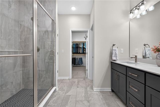 2310 NW Rymeg Drive, Grain Valley, MO 64029