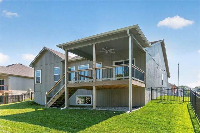 2310 NW Rymeg Drive, Grain Valley, MO 64029