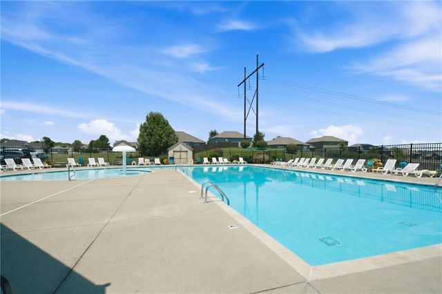 2310 NW Rymeg Drive, Grain Valley, MO 64029
