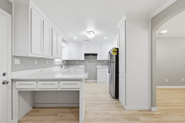 507 E Daugherty Drive, Garland, TX 75041