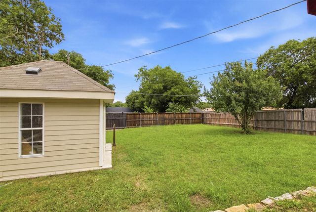 507 E Daugherty Drive, Garland, TX 75041