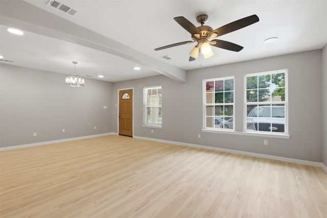 507 E Daugherty Drive, Garland, TX 75041