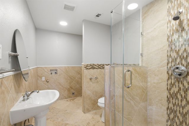 507 E Daugherty Drive, Garland, TX 75041