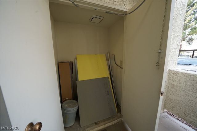4729 Nara Vista Way 102, Las Vegas, NV 89103