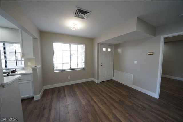 4729 Nara Vista Way 102, Las Vegas, NV 89103