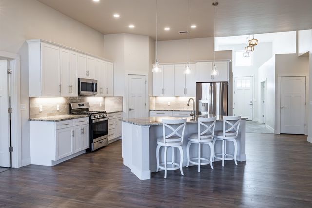 688 Woodworth Court, Grand Junction, CO 81506