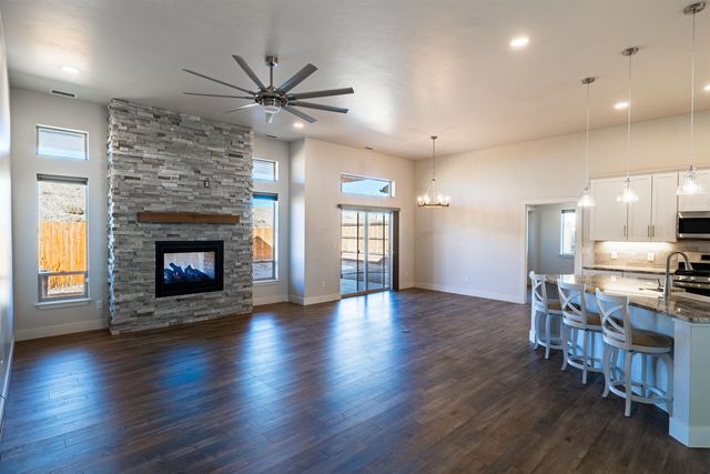 688 Woodworth Court, Grand Junction, CO 81506