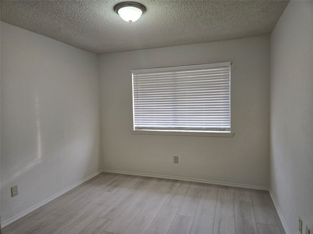 1617 Meridian Way, Garland, TX 75040