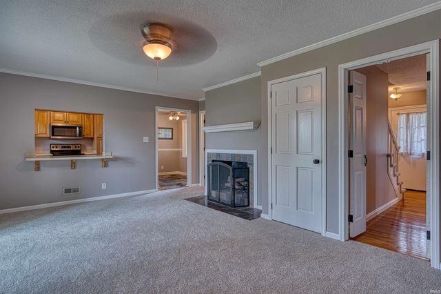 118 Camden Court, Evansville, IN 47715