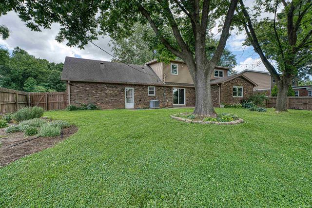 118 Camden Court, Evansville, IN 47715